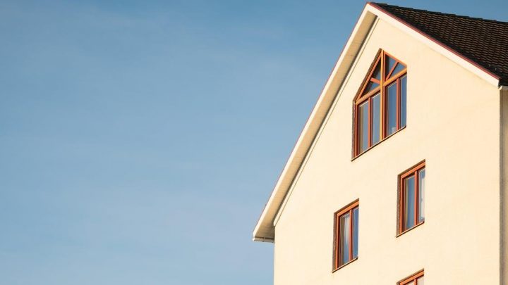 Guide til at finde den bedste boligmester til dine husprojekter